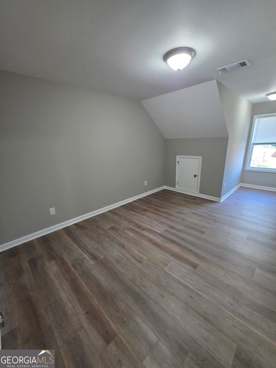 111 Charlotte Circle Statham - Photo 14