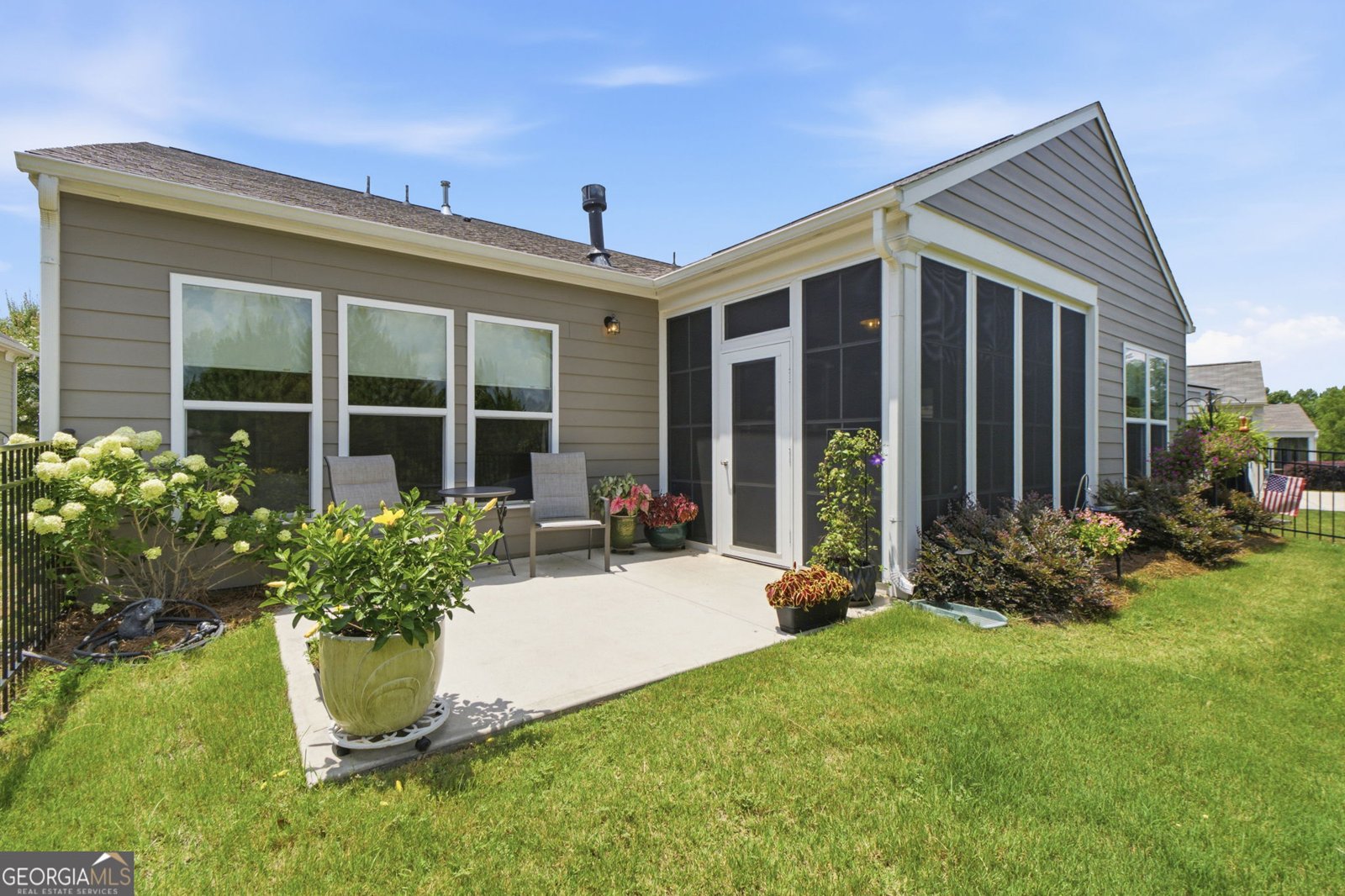 760 Firefly Court Griffin - Photo 33