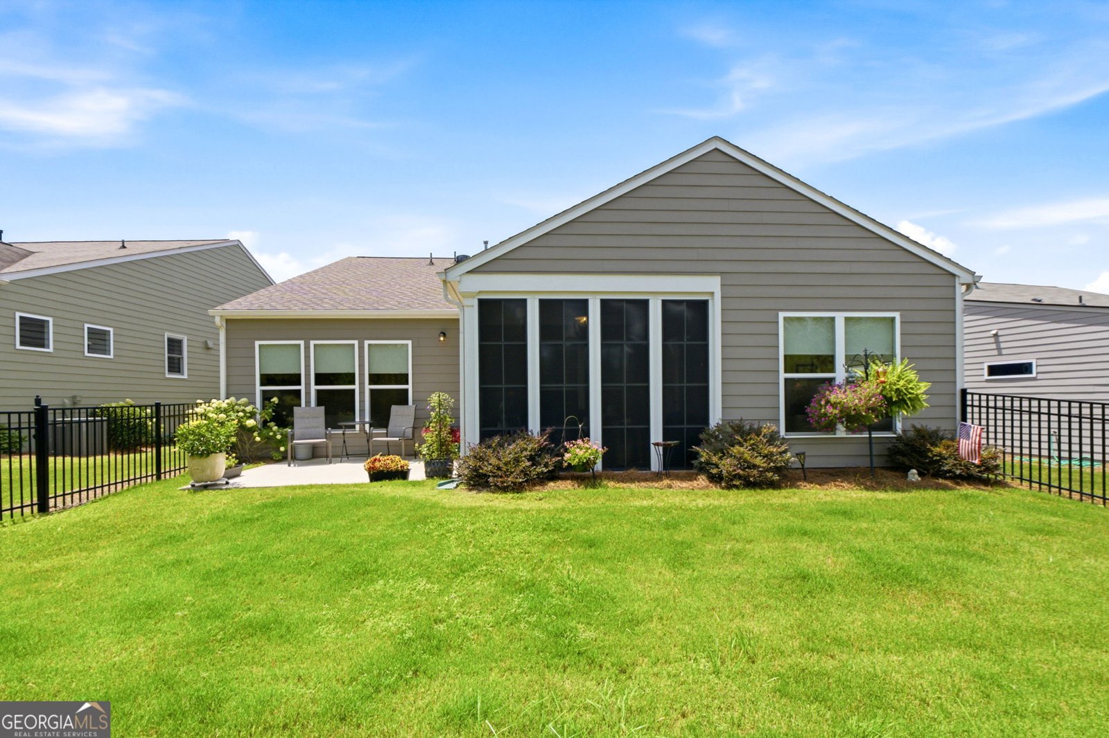 760 Firefly Court Griffin - Photo 9