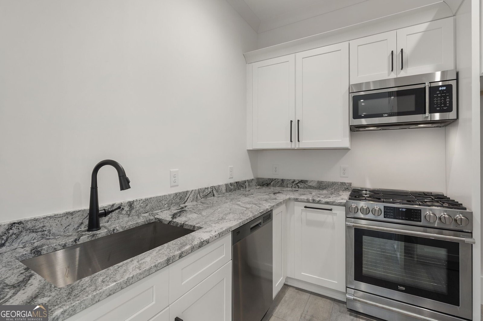 2255 Buford Dam Road Buford - Photo 18