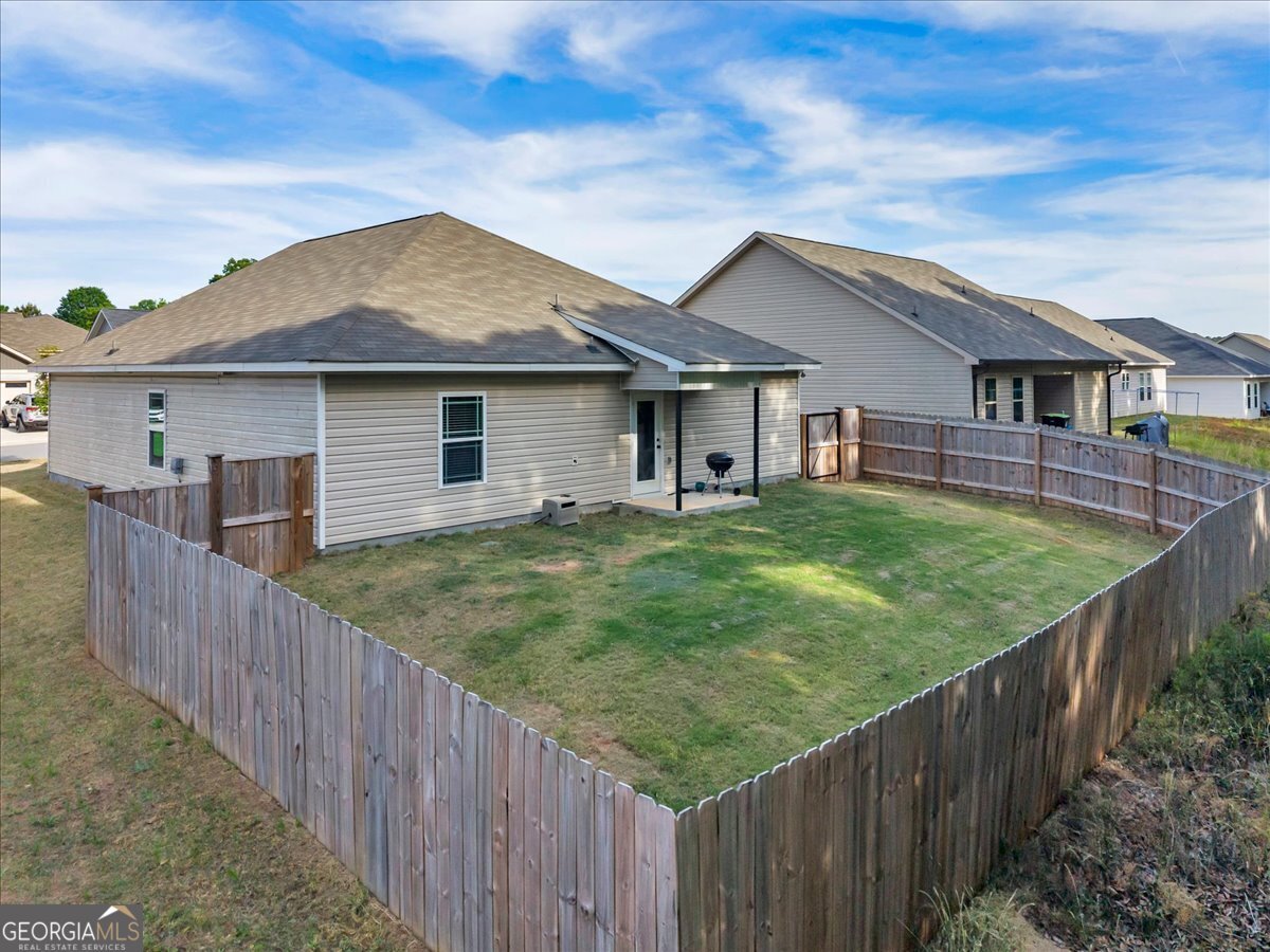 137 Red Tail Circle Byron - Photo 34