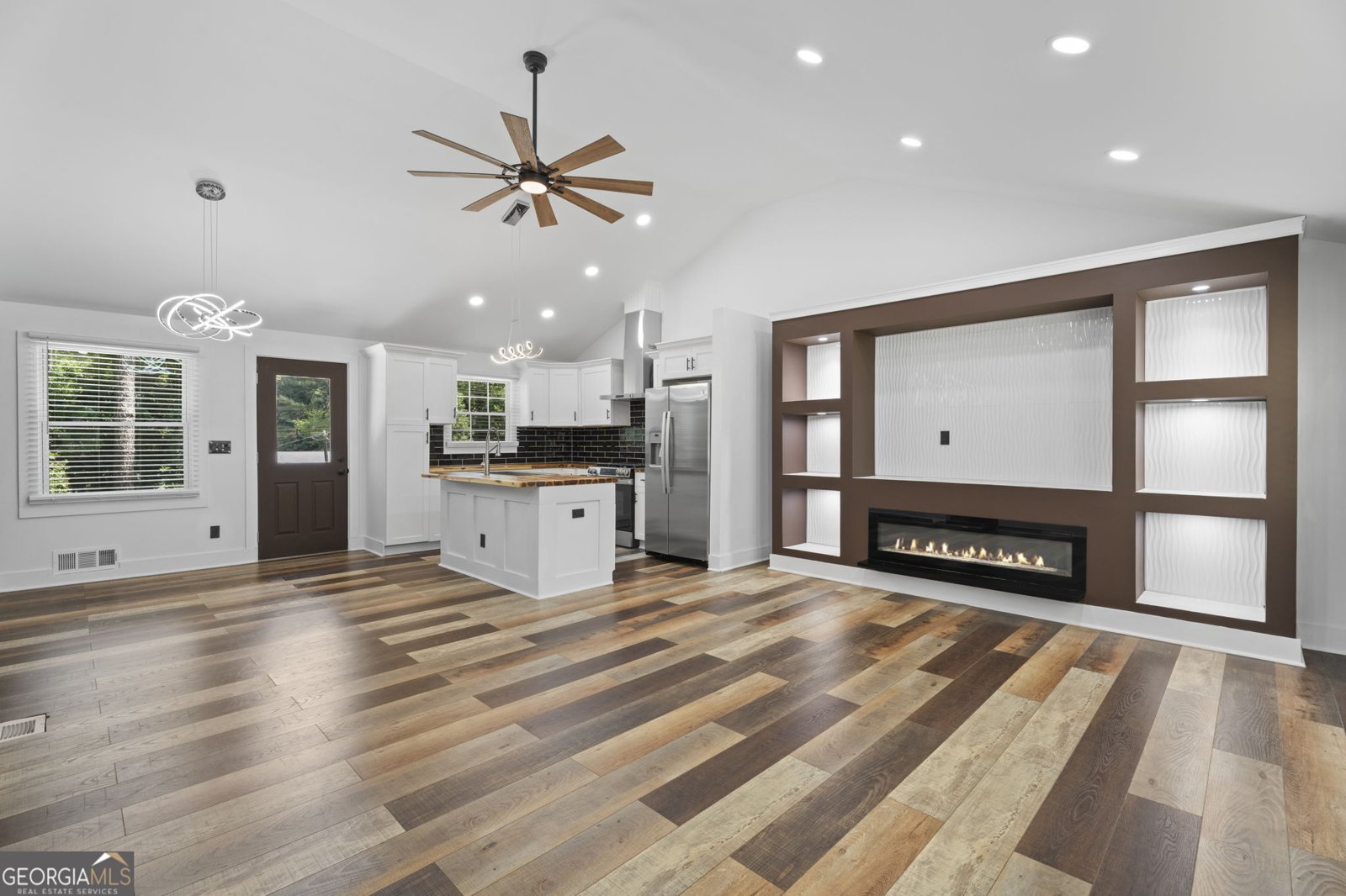 2783 Ben Hill Road East Point - Photo 10