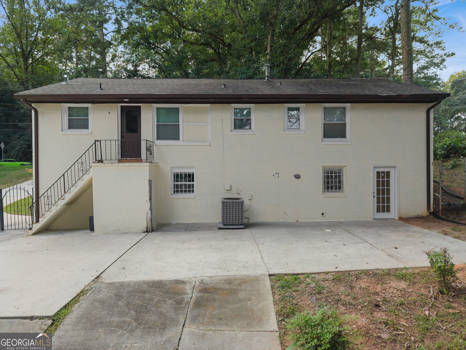 2783 Ben Hill Road East Point - Photo 31