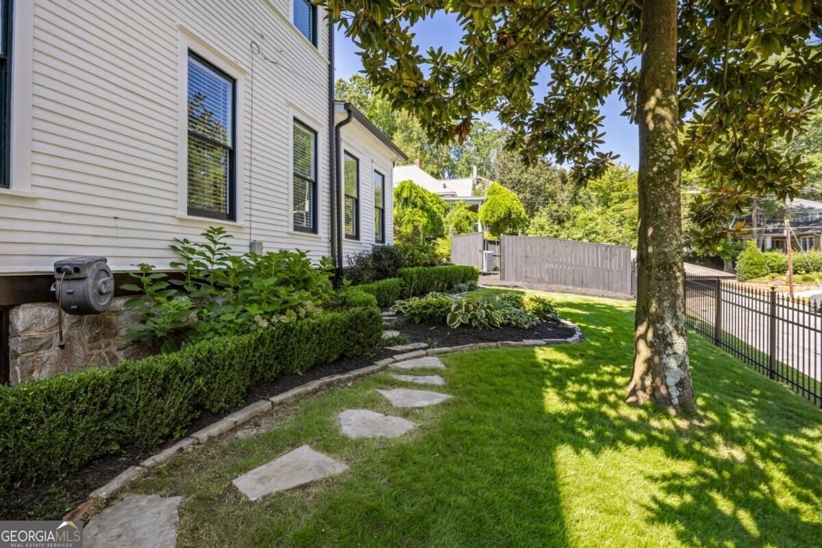 585 Cherokee Avenue Atlanta - Photo 78