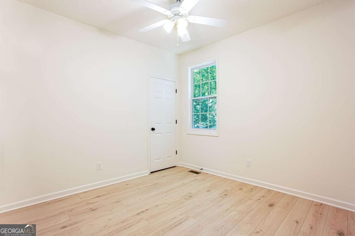 8071 Beachwood Drive Murrayville - Photo 28