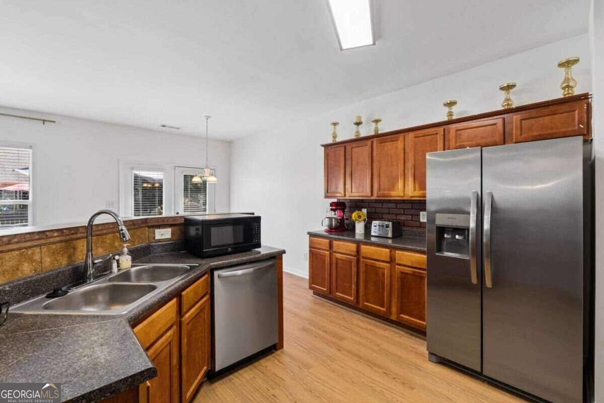 2361 Walnut Tree Court Buford - Photo 12