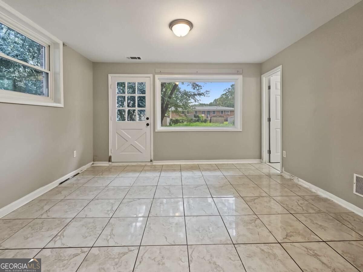 4339 Sasanqua Court Tucker - Photo 34