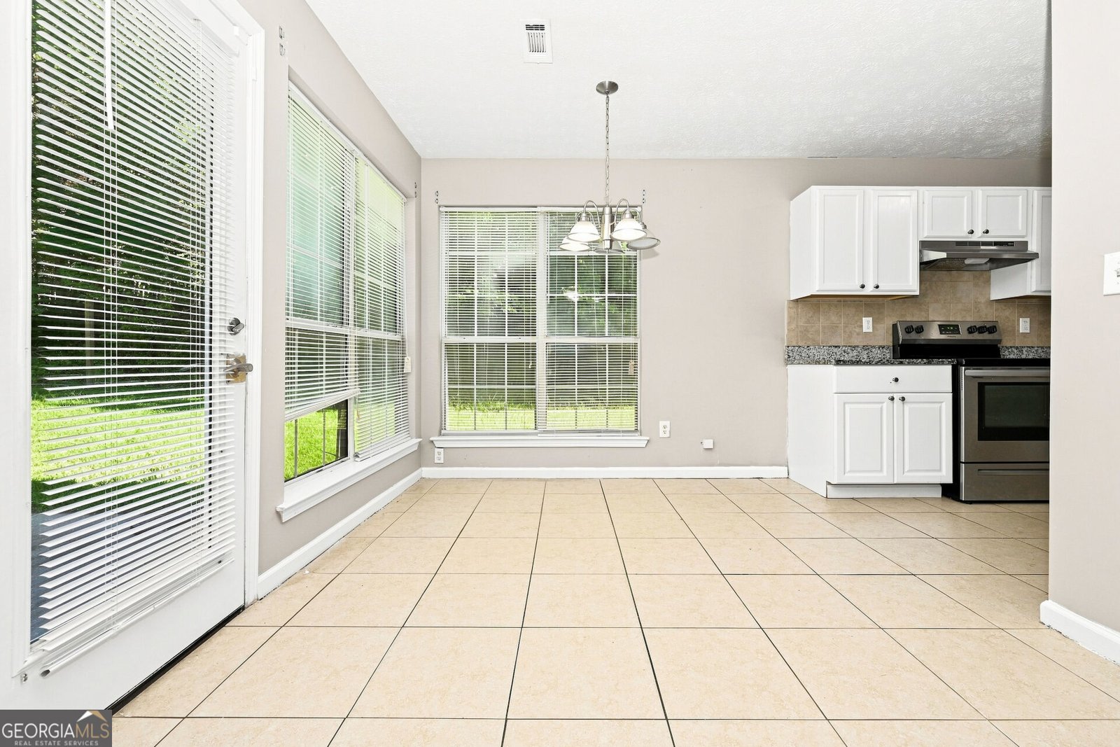 3924 Old Ivy Court Ellenwood - Photo 8