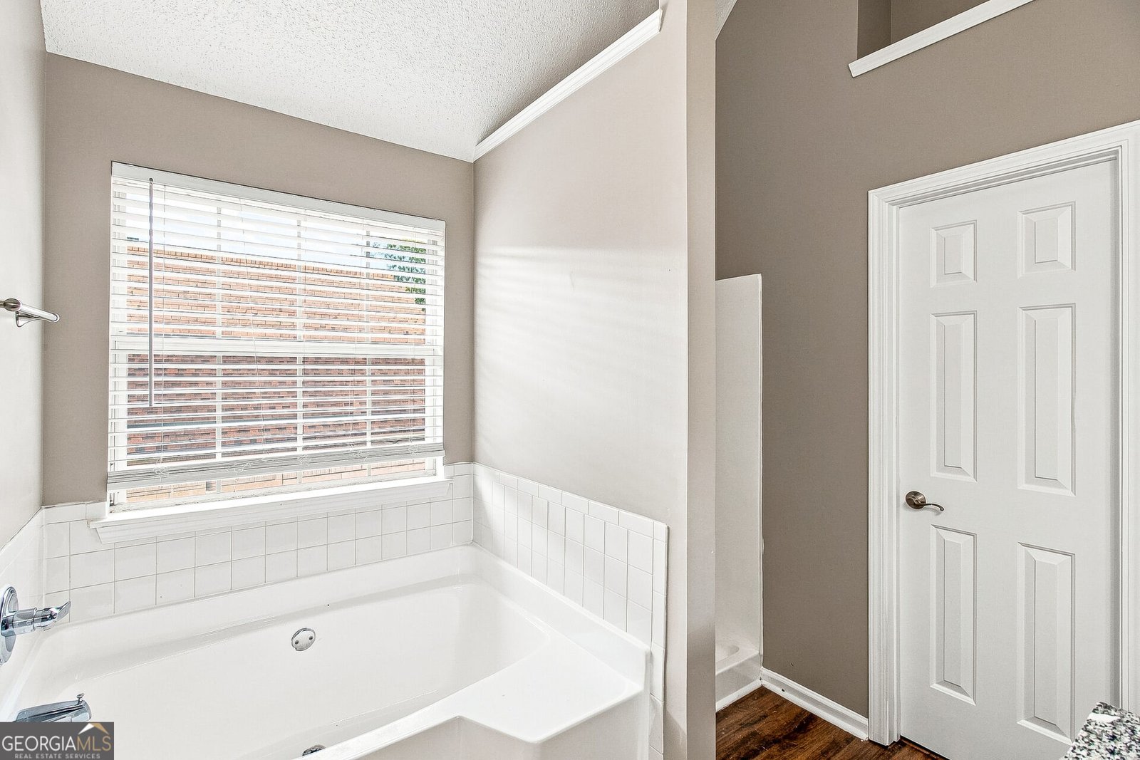 6258 Lakeview Court Rex - Photo 10