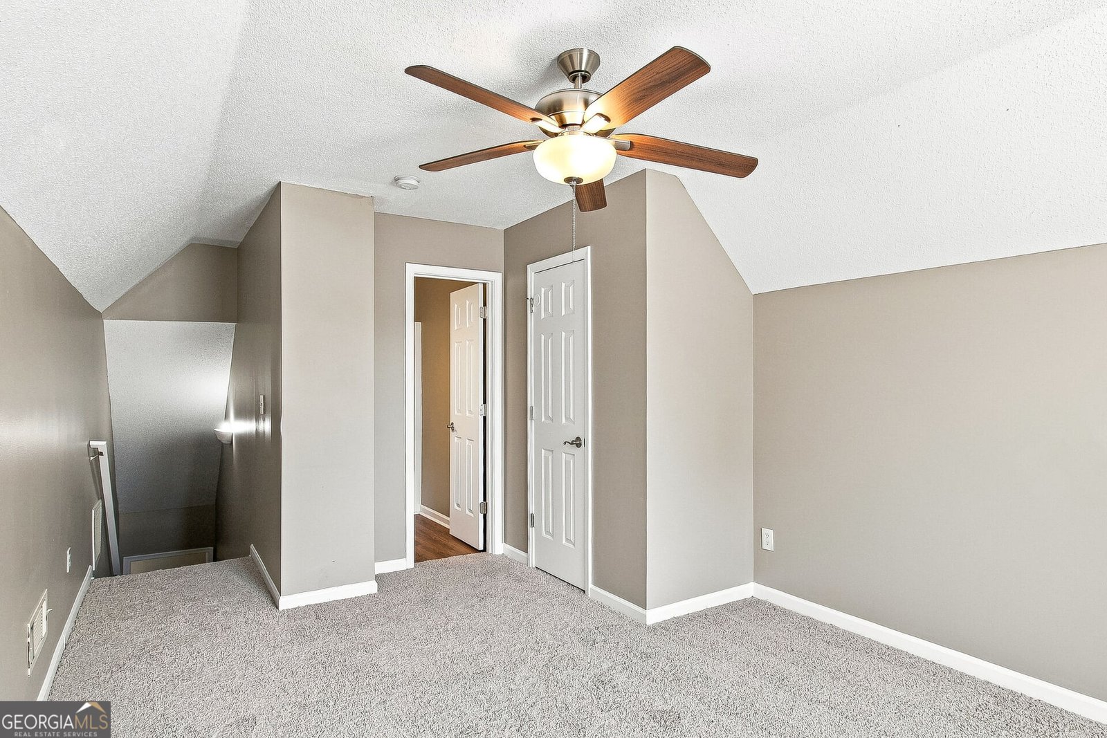 6258 Lakeview Court Rex - Photo 13