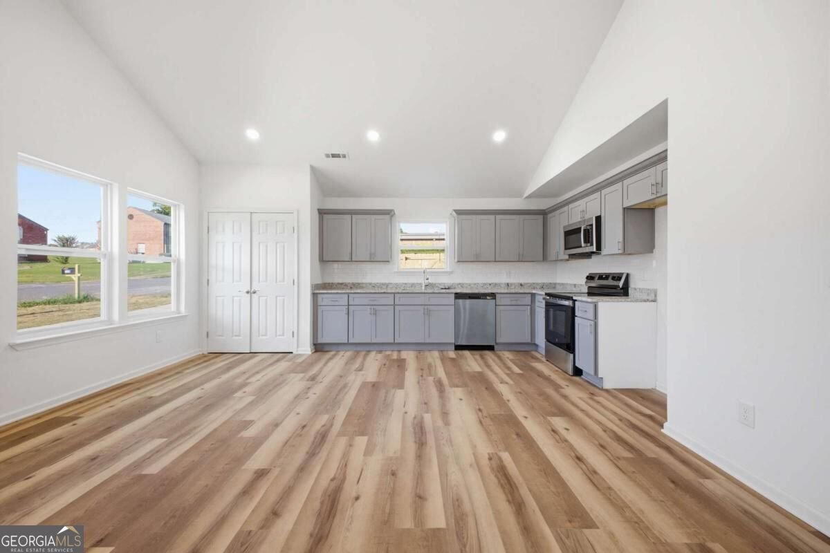 112 14th Street Rome - Photo 11