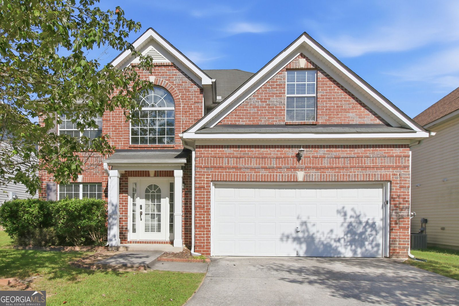 7650 Bowhead Court Fairburn - main photo
