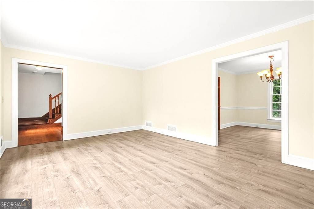 574 Hickory Hills Court Stone Mountain - Photo 15