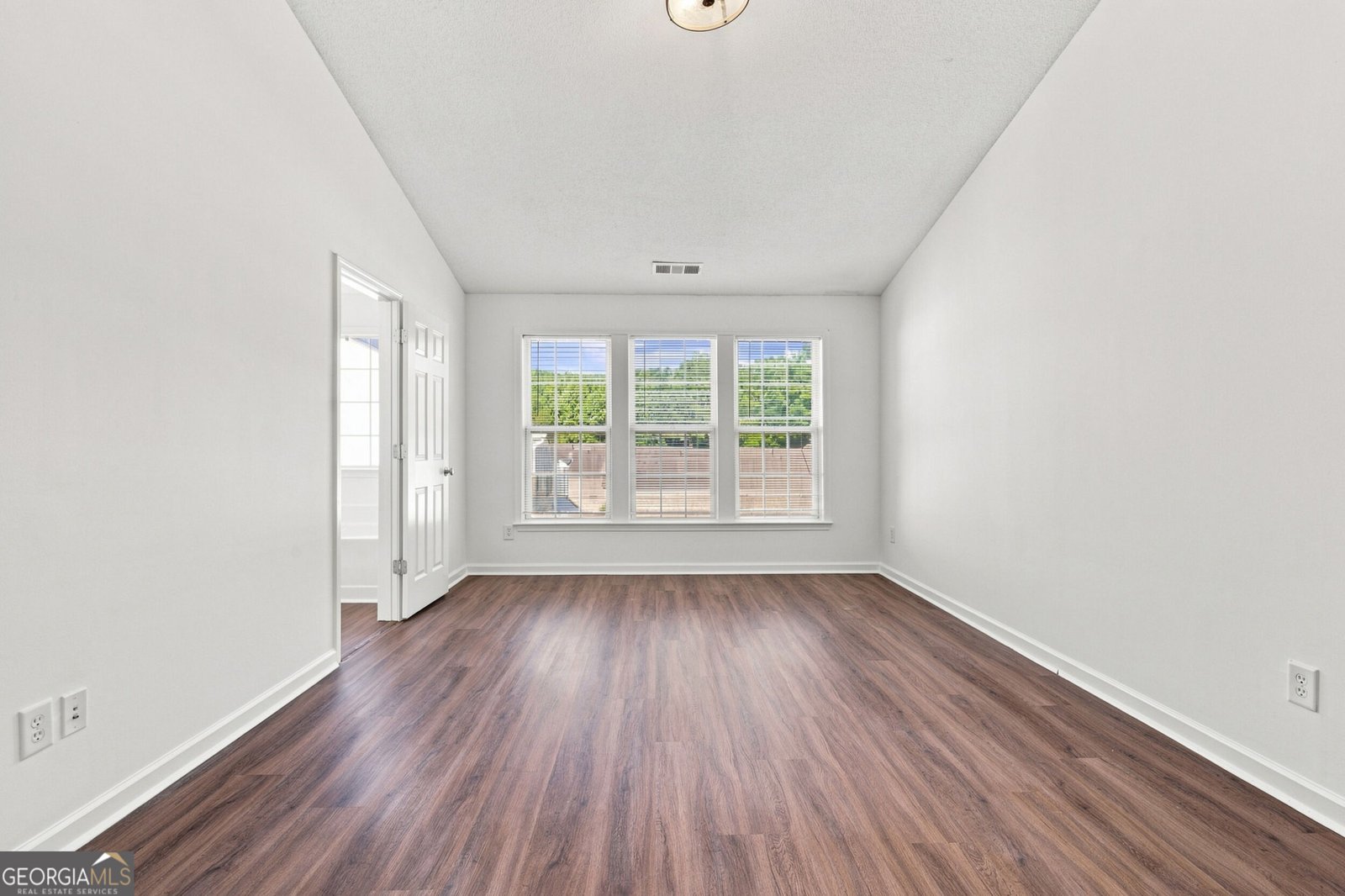4181 Royal Regency Circle Kennesaw - Photo 11