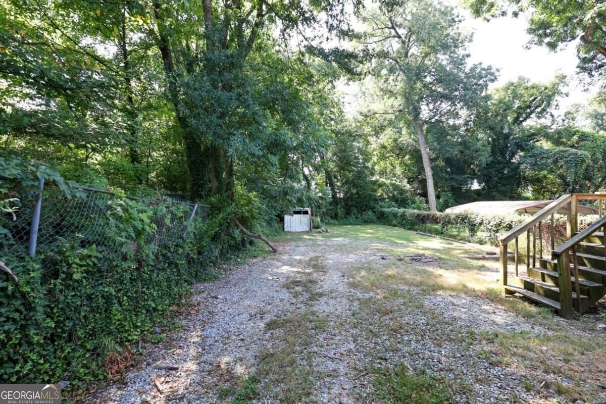 2069 Bolton Road Atlanta - Photo 16