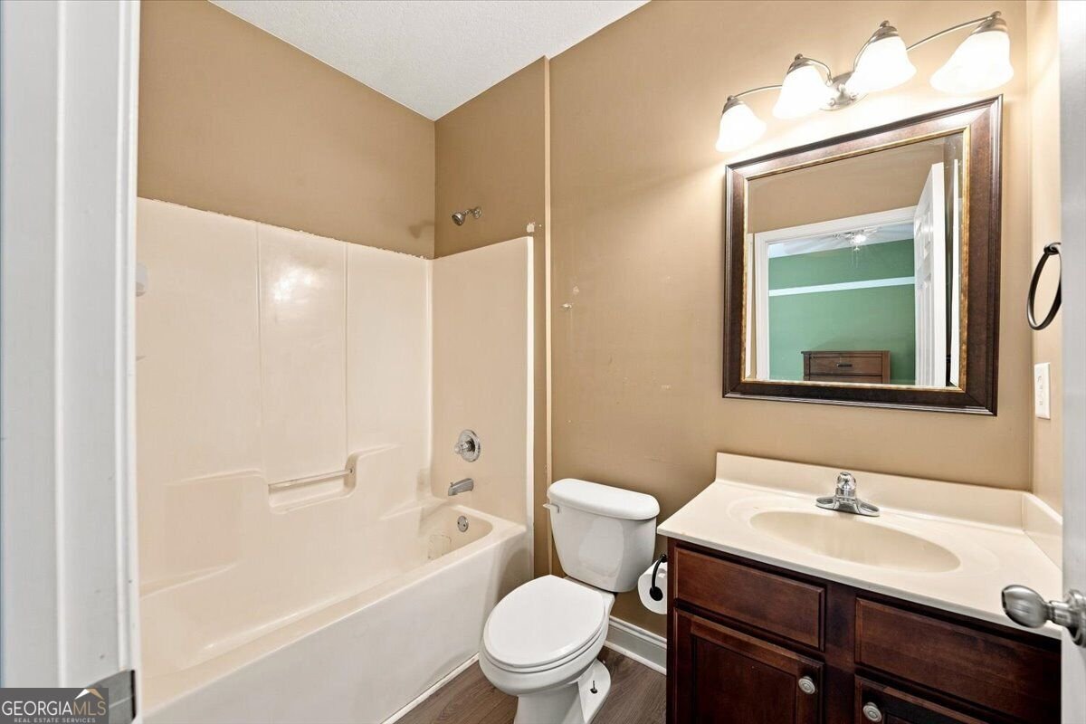 215 Hallie Lane Macon - Photo 14