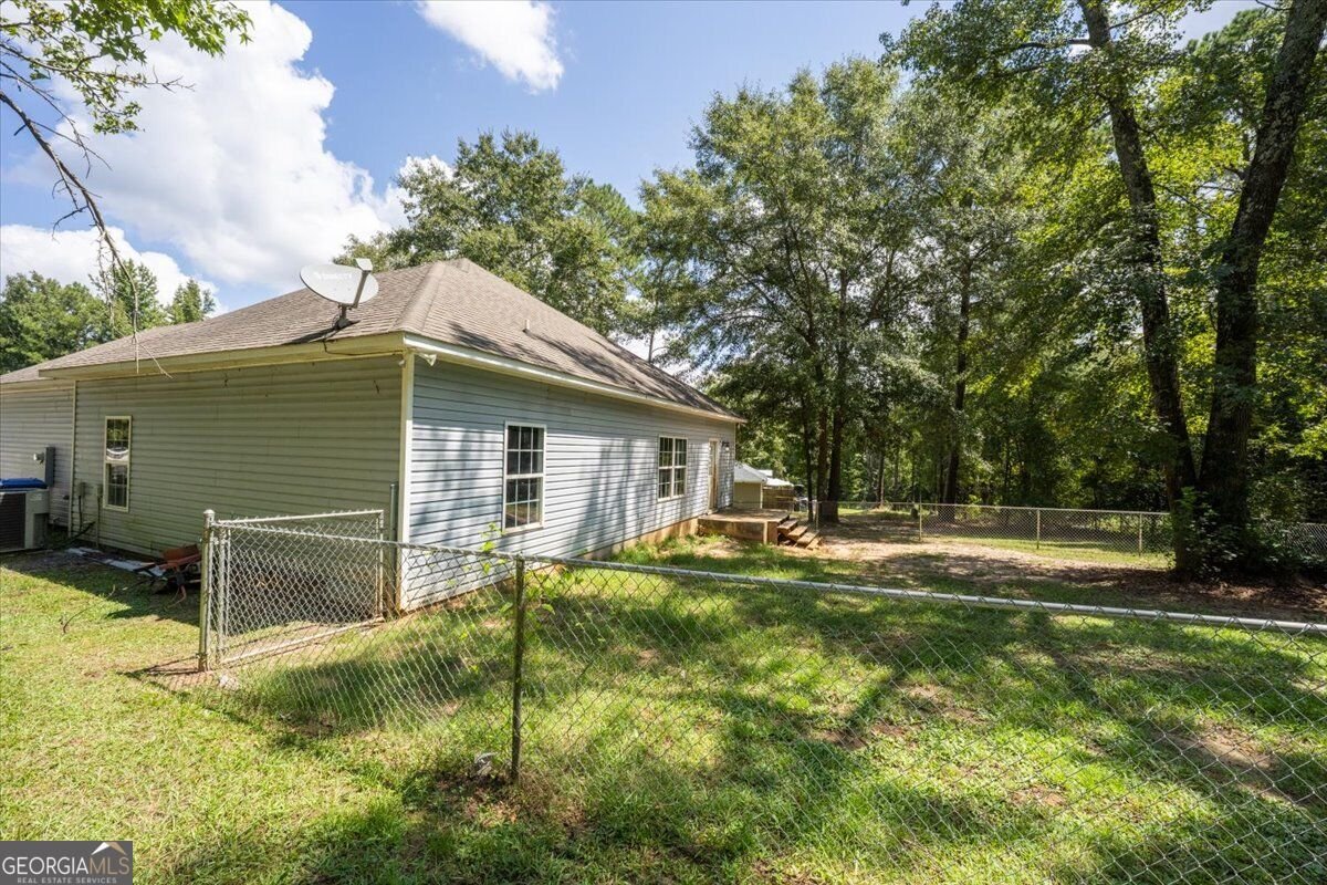 215 Hallie Lane Macon - Photo 24
