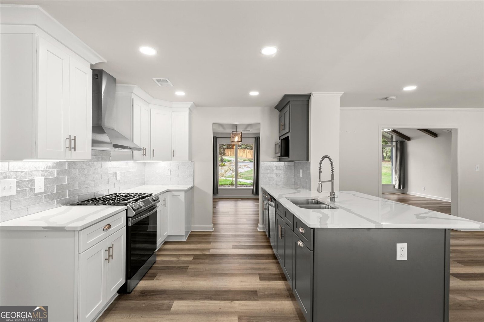 1300 Chipping Court Roswell - Photo 14