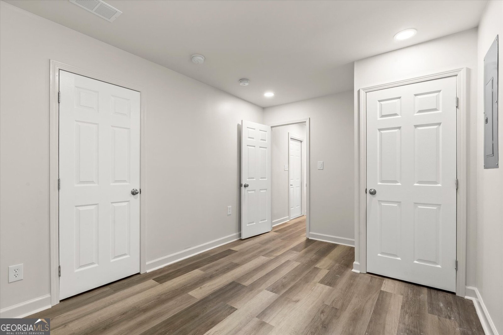 1300 Chipping Court Roswell - Photo 19