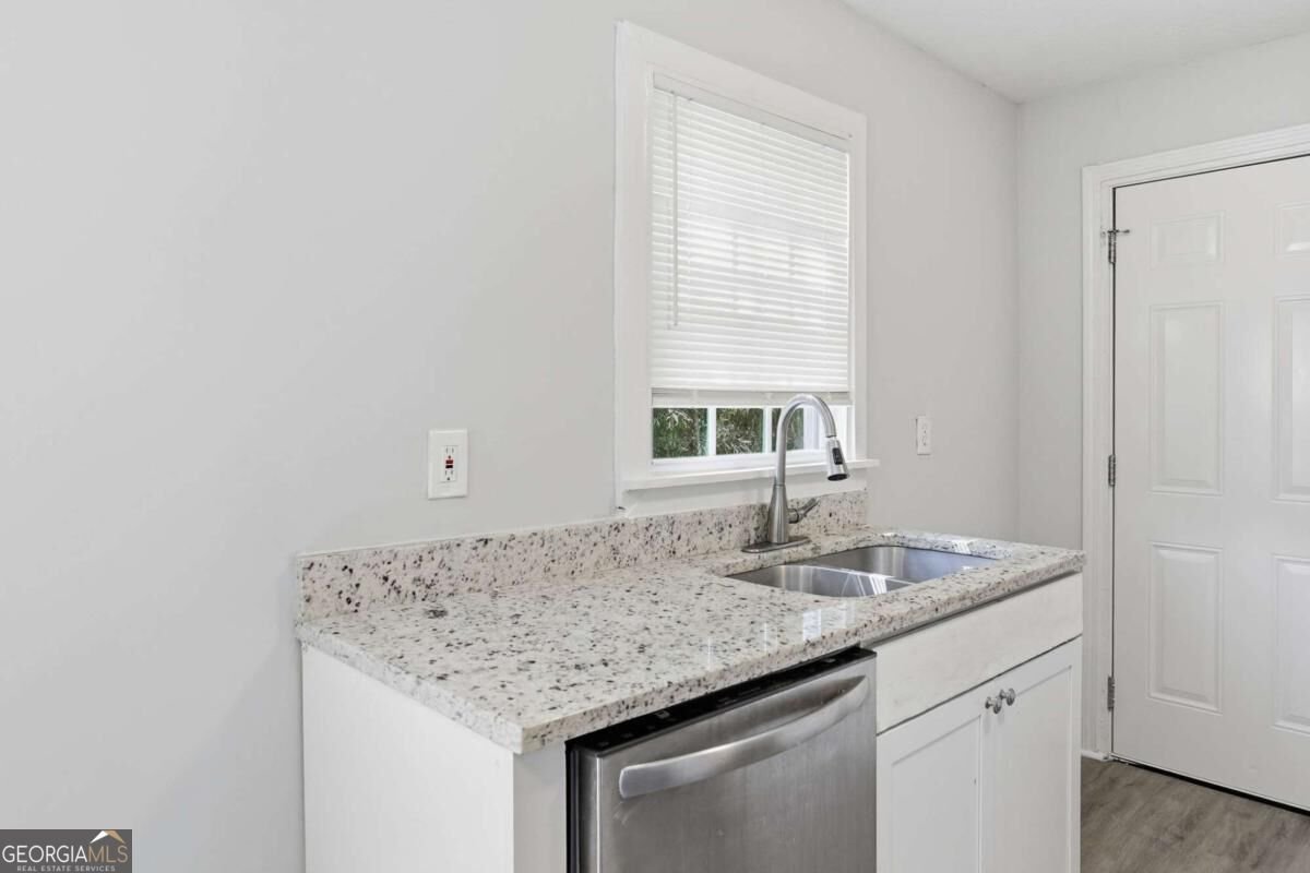 327 Addington Street Atlanta - Photo 6