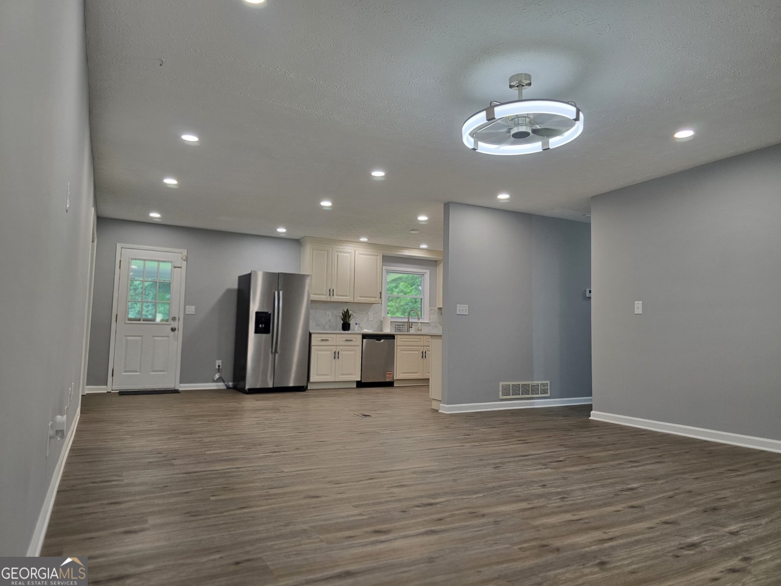 2066 Brook Valley Court Jonesboro - Photo 6