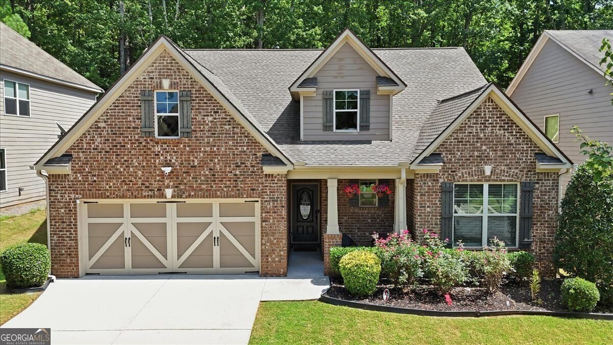 2449 Beauchamp Court Buford - main photo