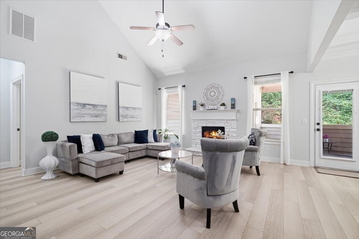 2449 Beauchamp Court Buford - Photo 17