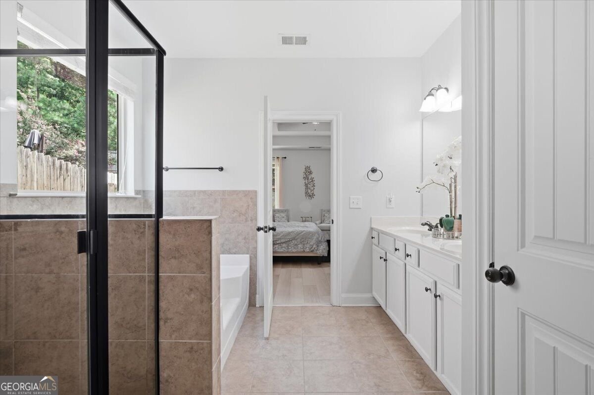 2449 Beauchamp Court Buford - Photo 35
