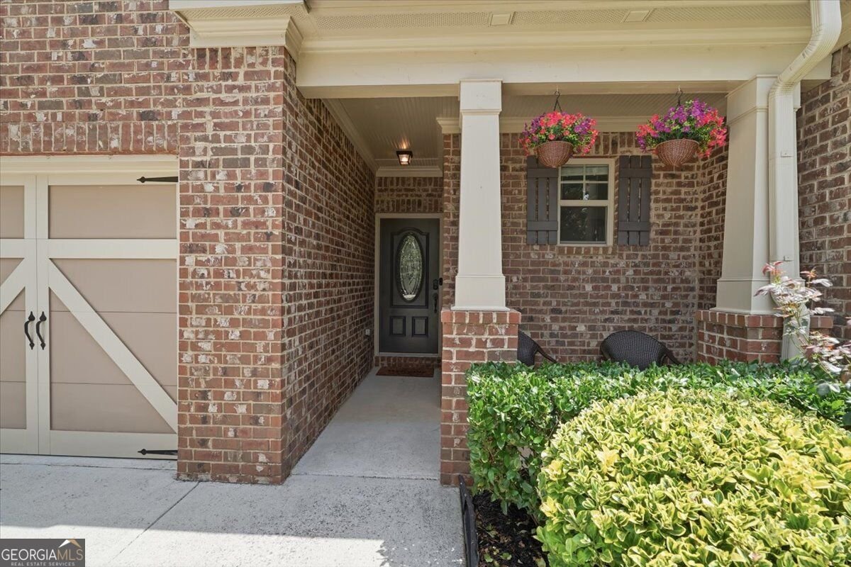 2449 Beauchamp Court Buford - Photo 6