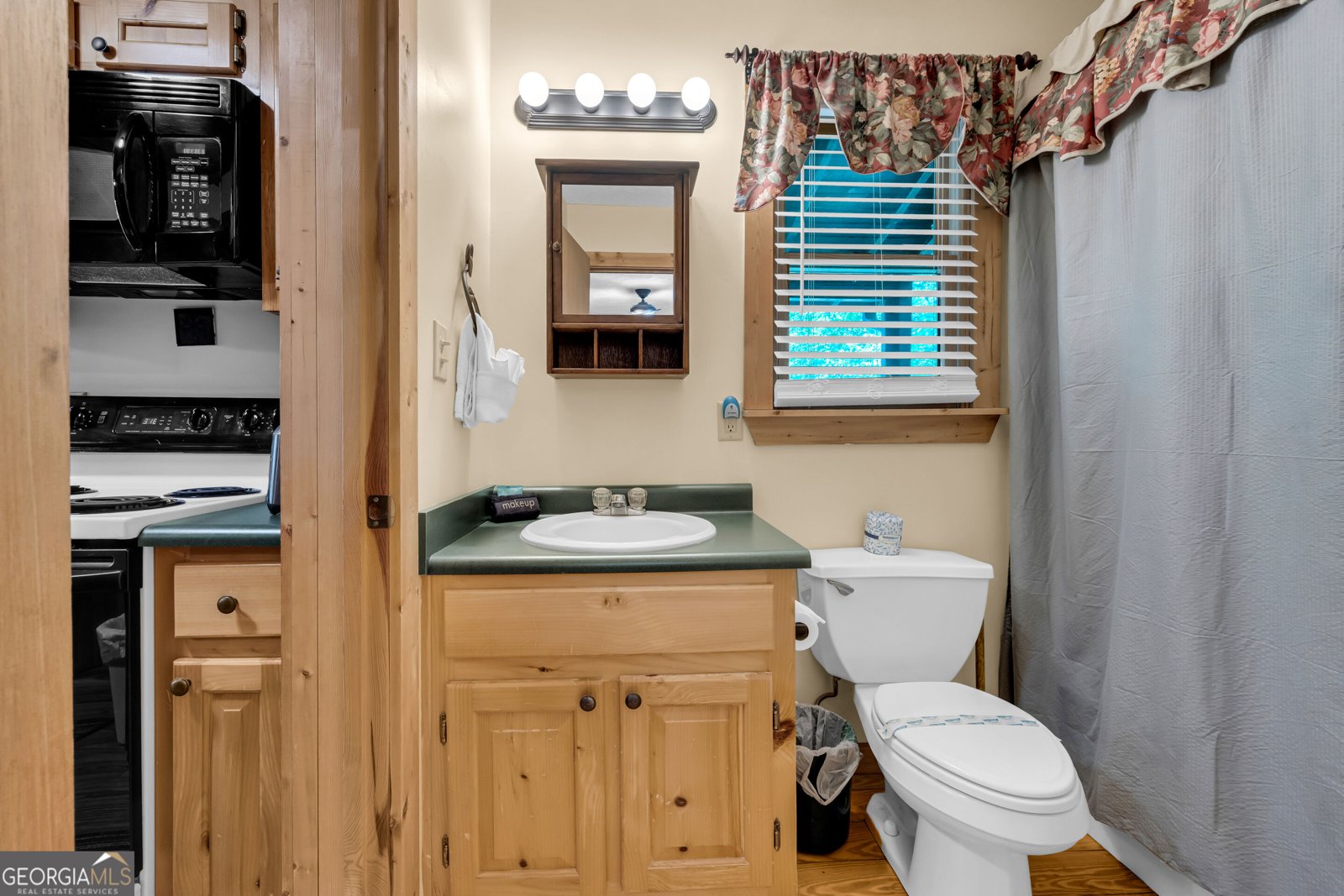 445 Skyview Circle Clarkesville - Photo 22