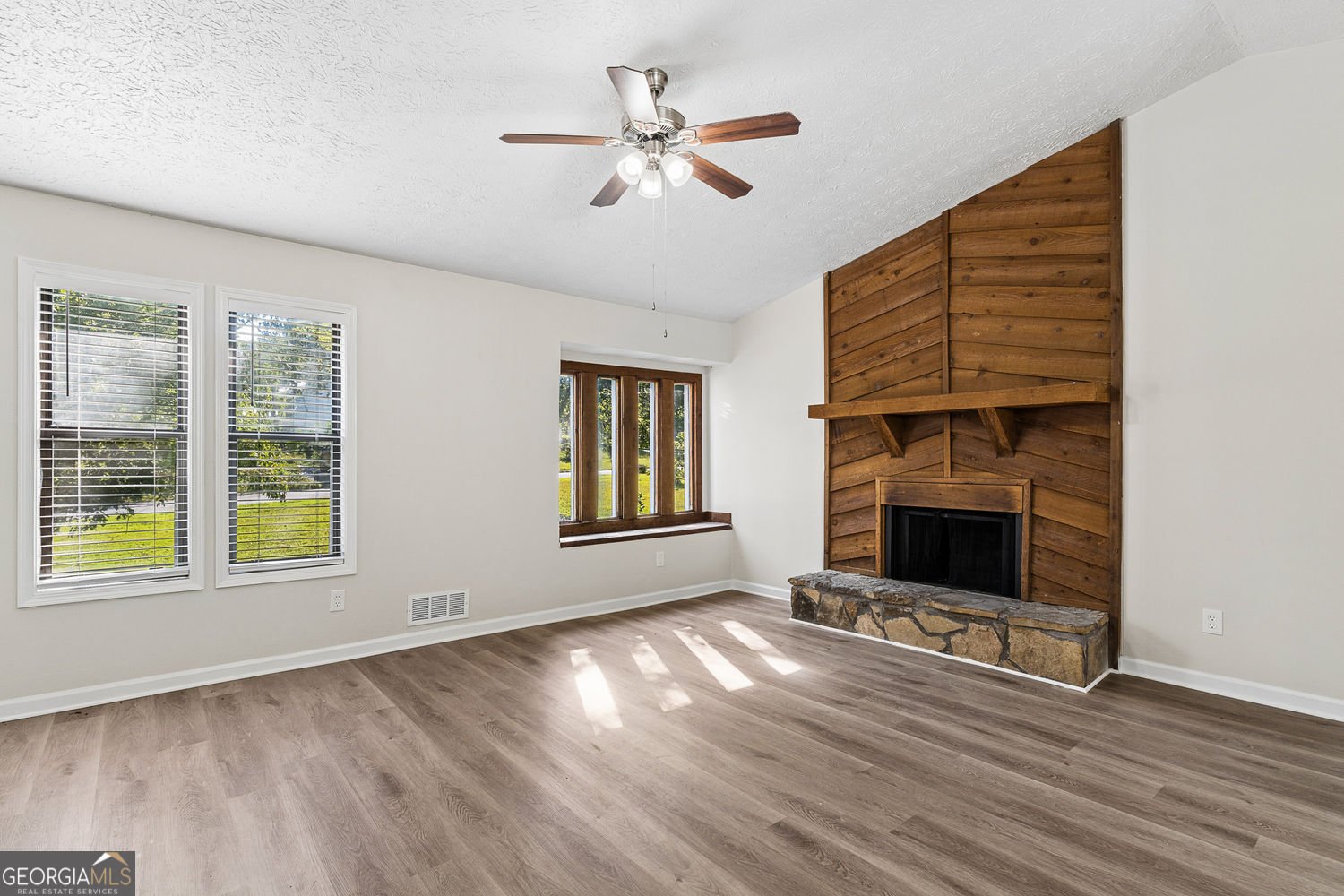 1015 Malibu Drive Marietta - Photo 6