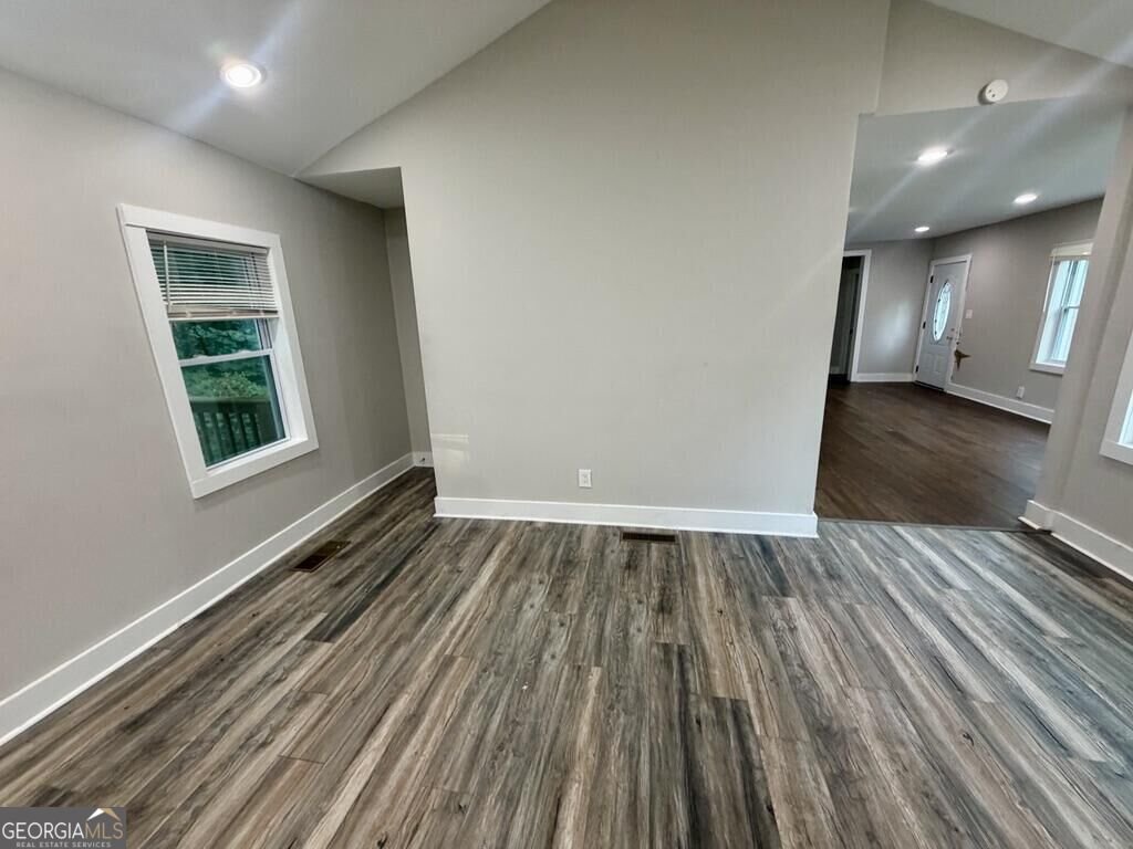 2025 Venetian Drive Atlanta - Photo 7