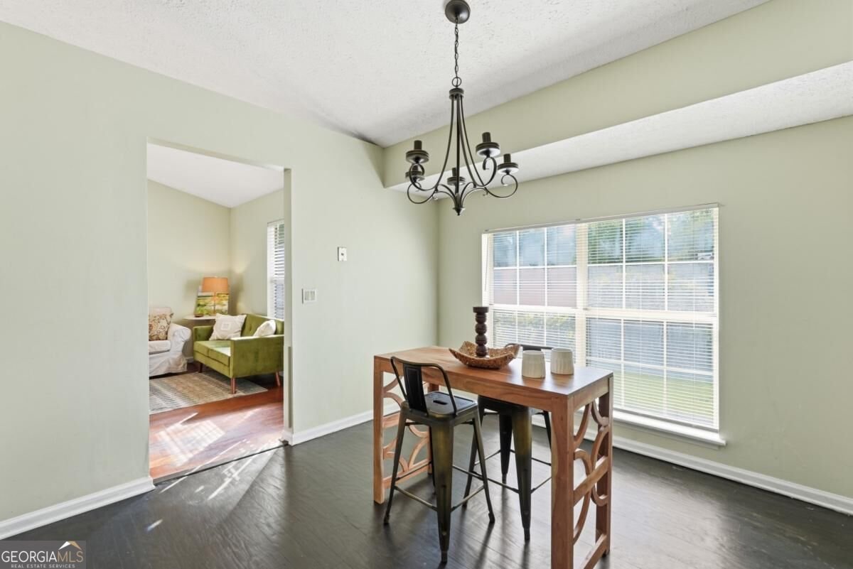 2 White Hawthorne Drive Savannah - Photo 14