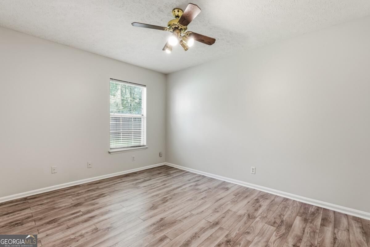 2 White Hawthorne Drive Savannah - Photo 24
