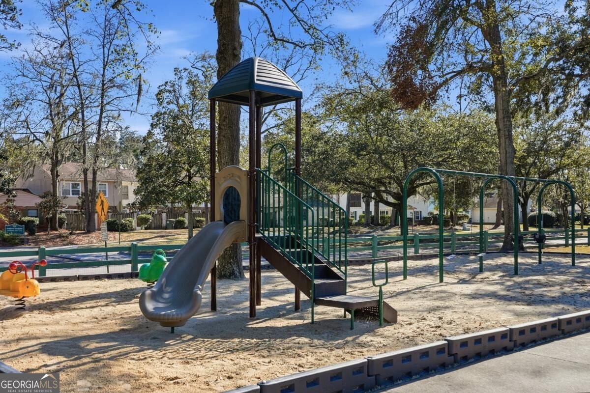 2 White Hawthorne Drive Savannah - Photo 48