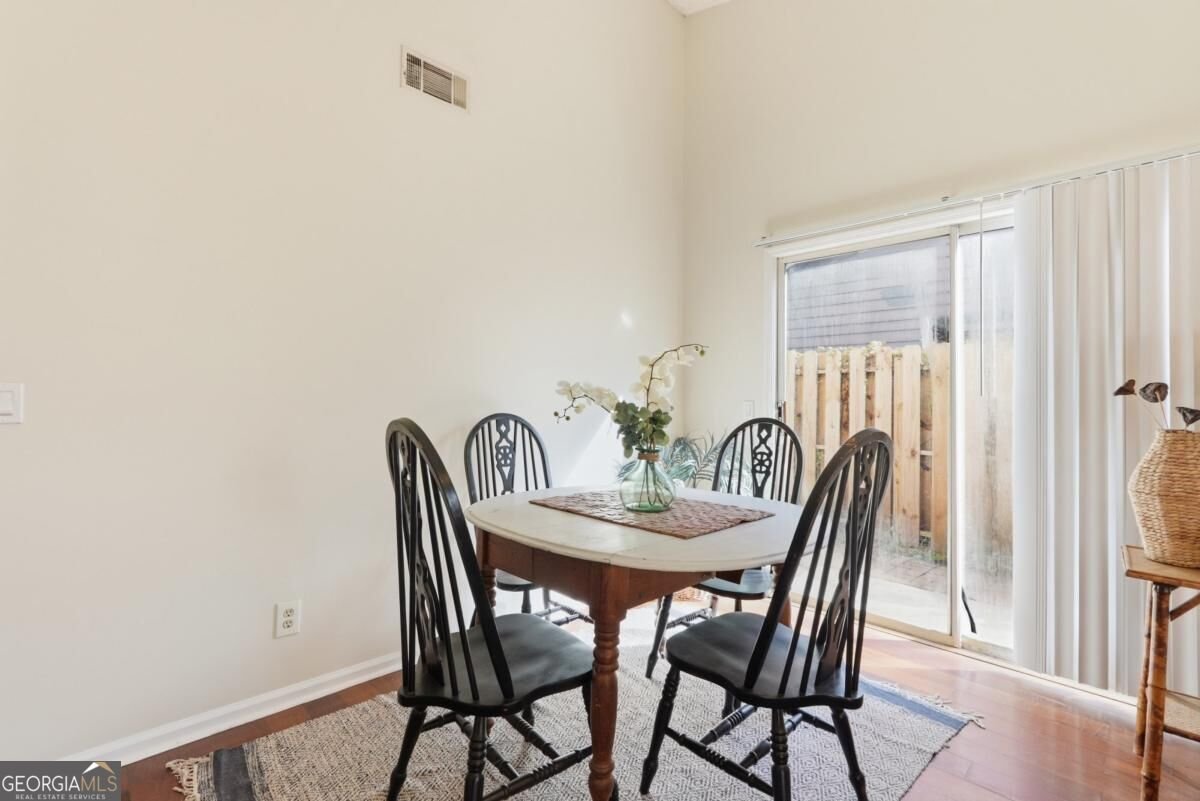 2 White Hawthorne Drive Savannah - Photo 7