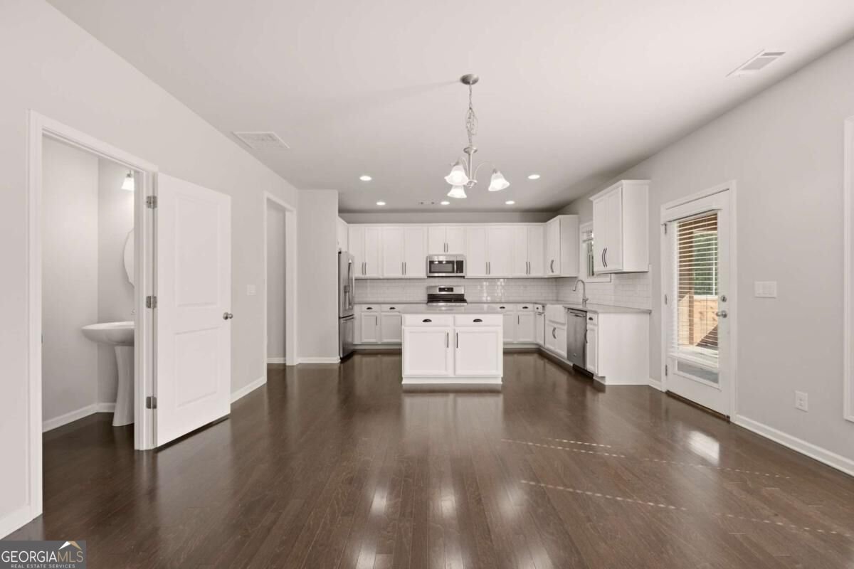 2228 Lakeview Bend Way Buford - Photo 13