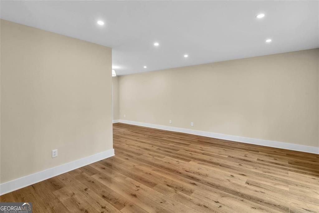 4587 Gilhams Road Roswell - Photo 26