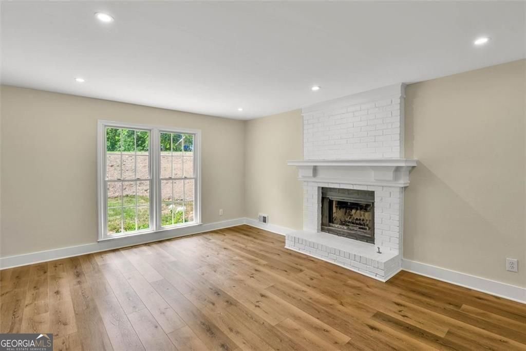 4587 Gilhams Road Roswell - Photo 8