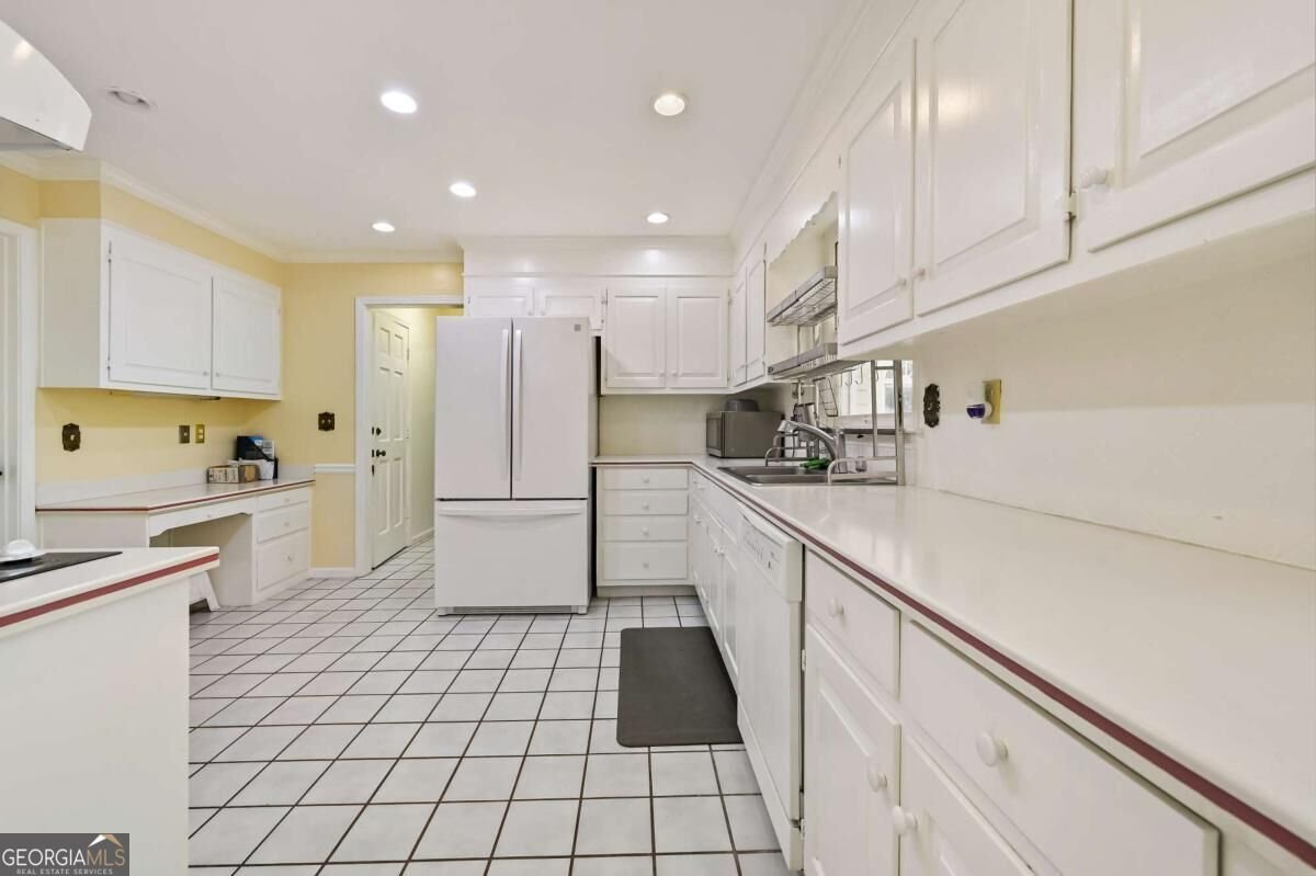 85 Shadow Lake Drive Lilburn - Photo 13