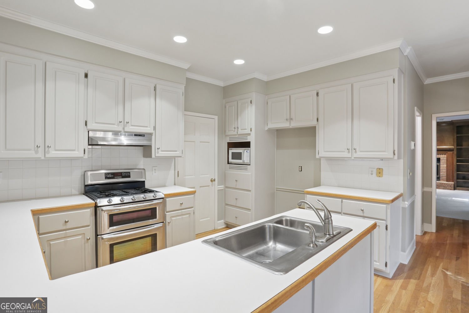 1090 Applecross Drive Roswell - Photo 18