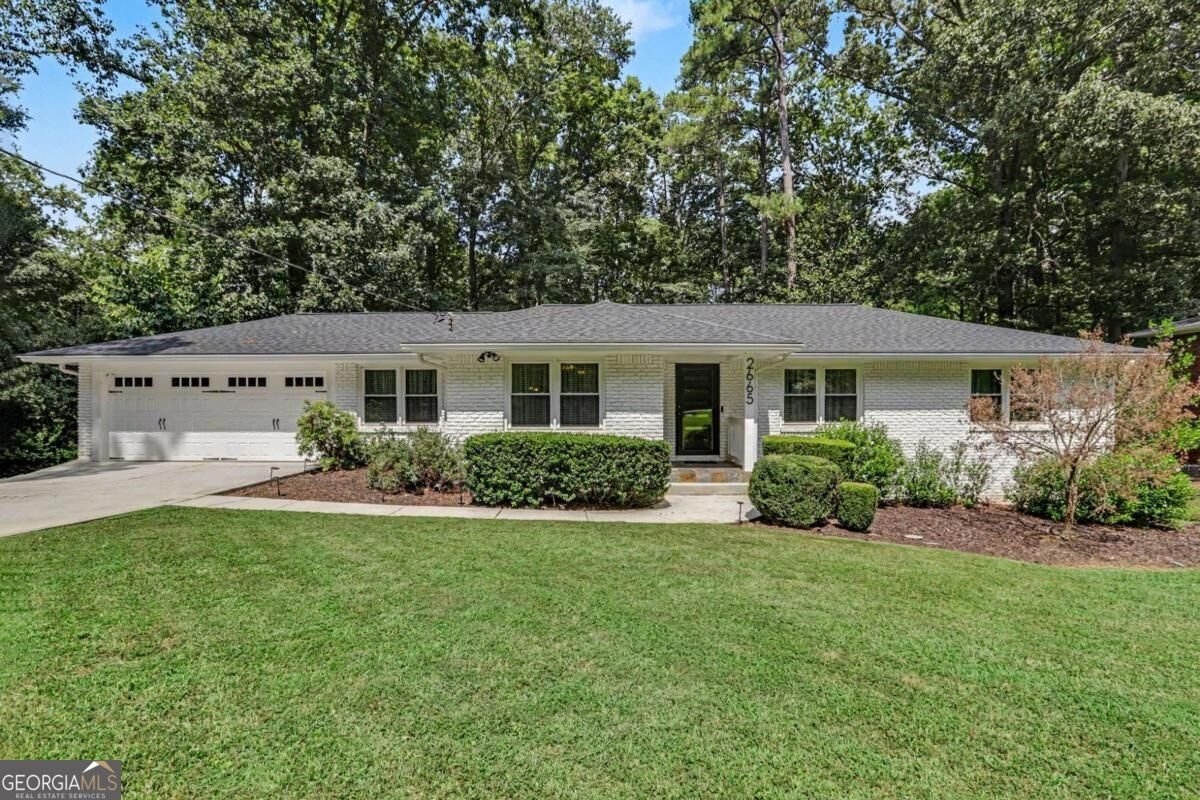 2665 Hawthorne Drive Atlanta - main photo