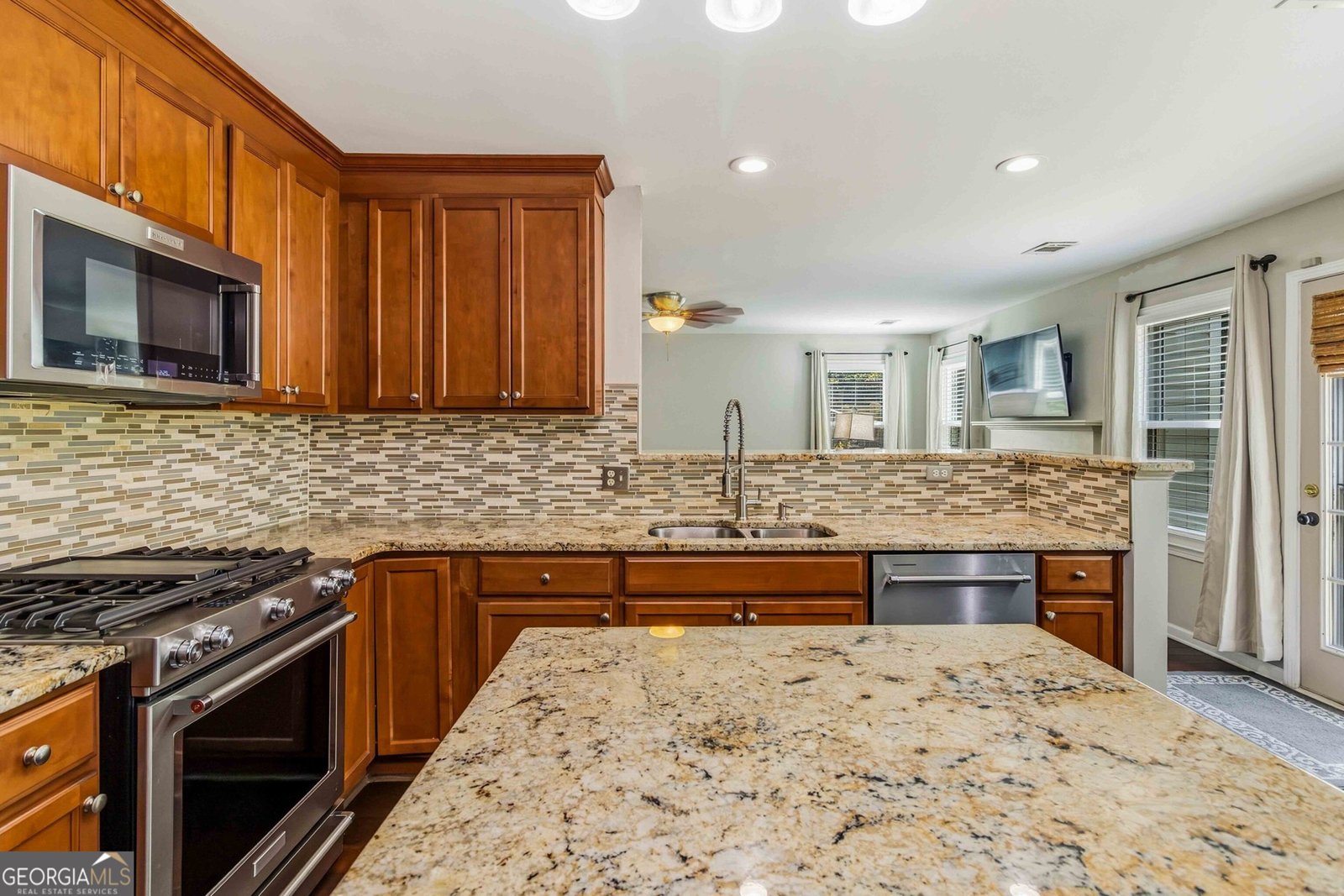 5208 Silver Springs Drive Sugar Hill - Photo 15