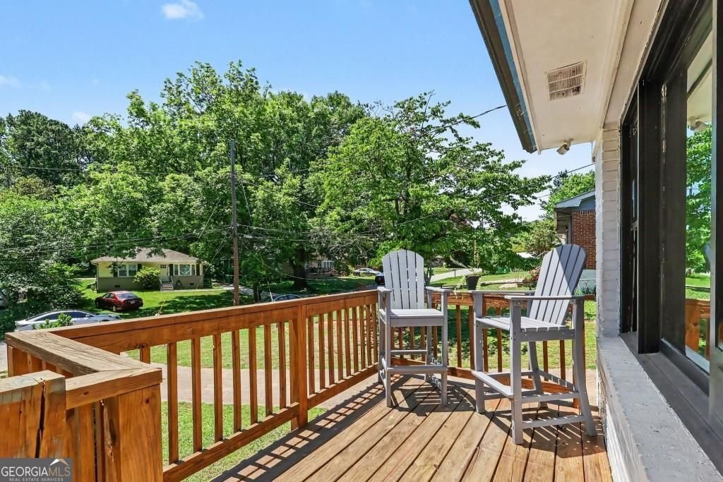 1120 Delores Forest Park - Photo 12