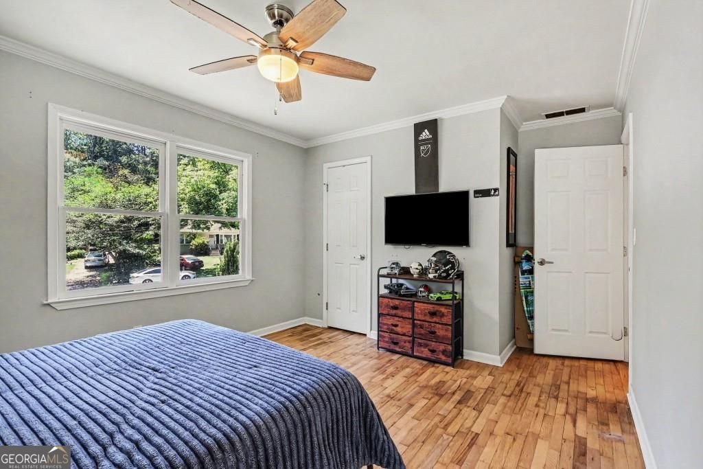 1120 Delores Forest Park - Photo 21