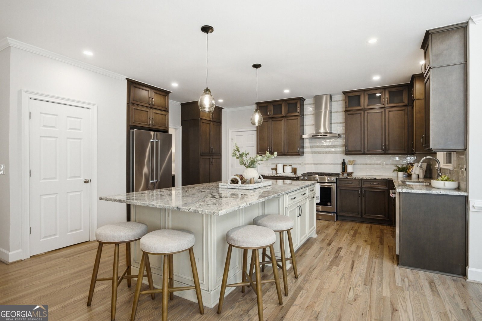 952 Hawkhorn Court Alpharetta - Photo 6