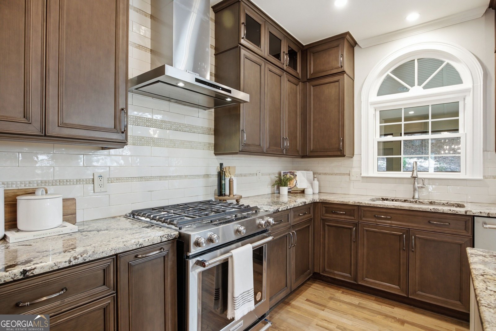 952 Hawkhorn Court Alpharetta - Photo 8