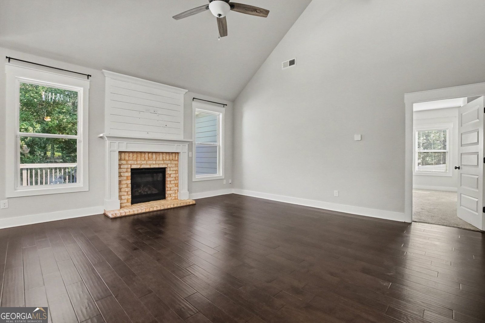 181 Peppertree Drive Newnan - Photo 6