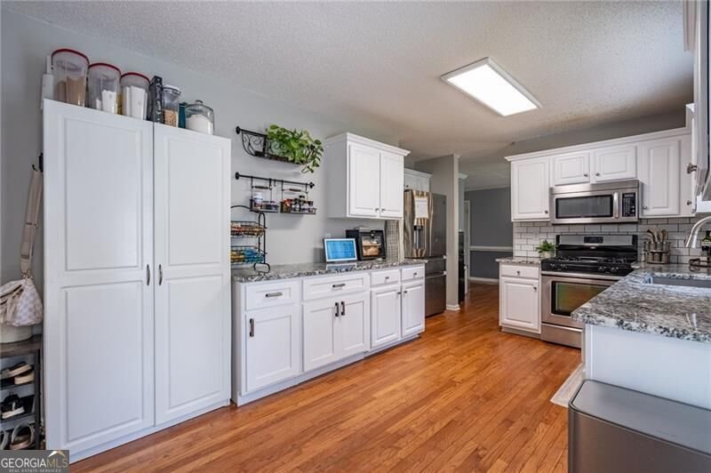 101 McCullough Road Stockbridge - Photo 12