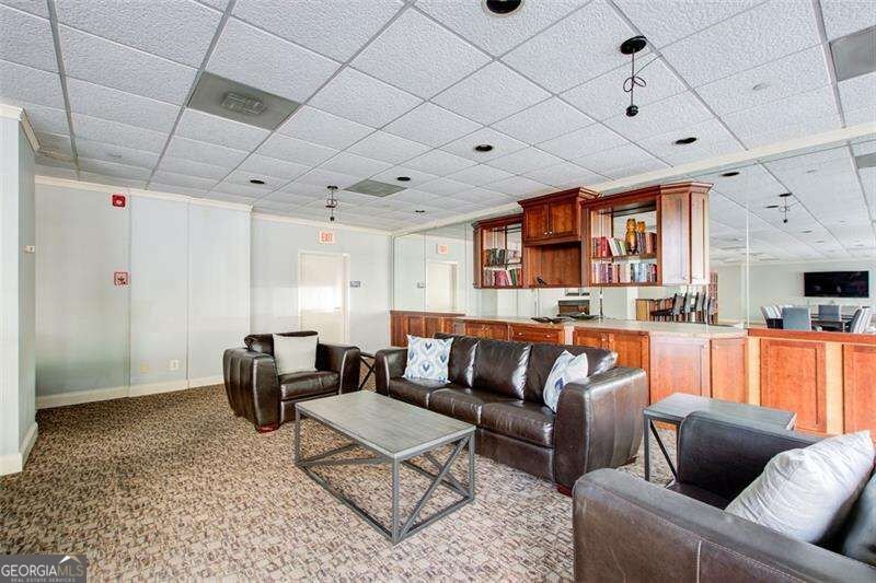 2479 Peachtree Road Atlanta - Photo 33